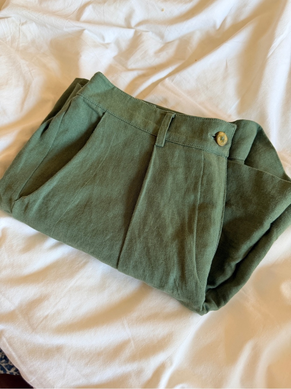 ABLE Esme Linen / Cotton High Waist Shorts - Green - Size 6 - Picture 2 of 12